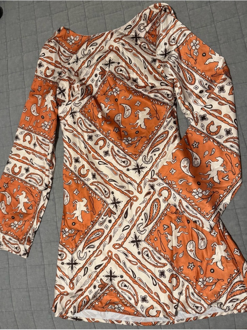 Women's Orange Paisley Backless Long-Sleeve Dress